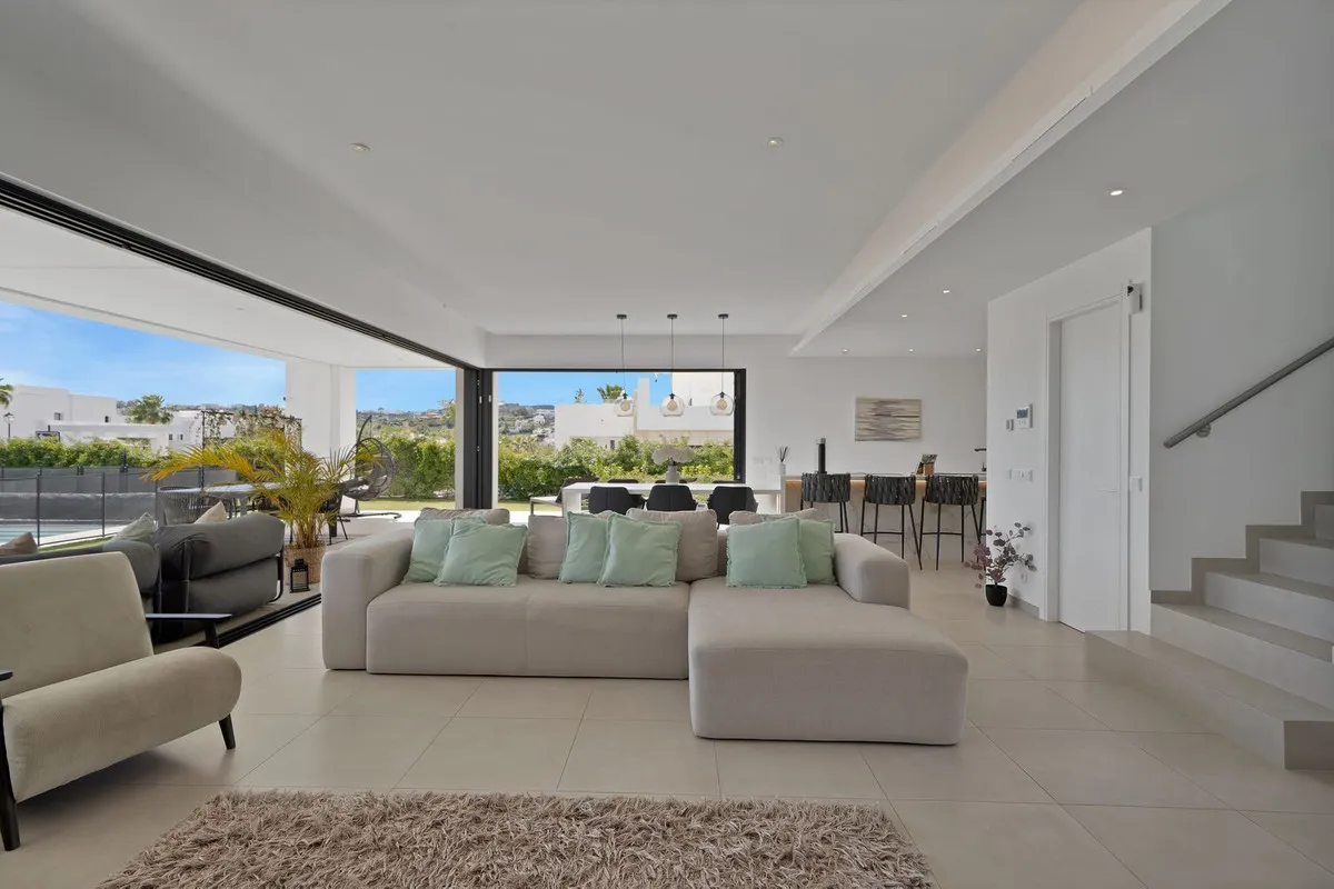 a5592392-cae3-4269-84c3-b5ddad1d0e3a