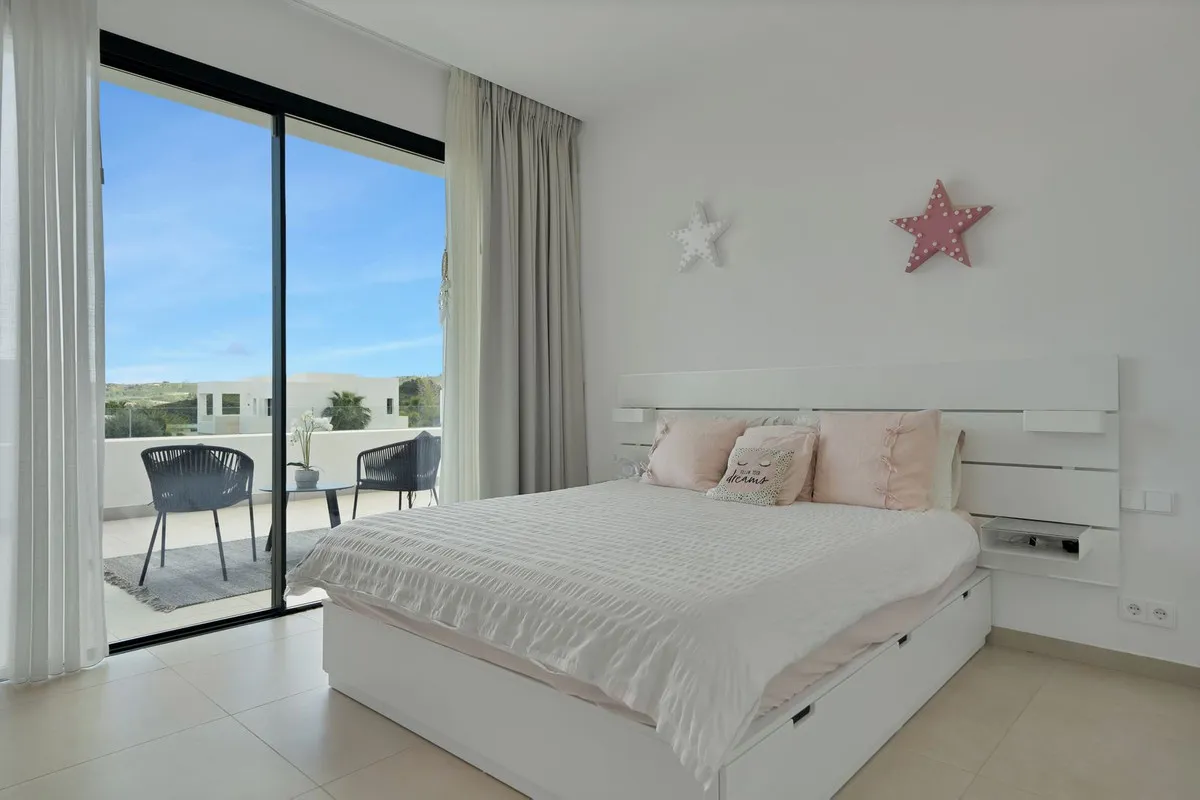 c35bb480-df77-4522-bc6f-98fd414cb13e