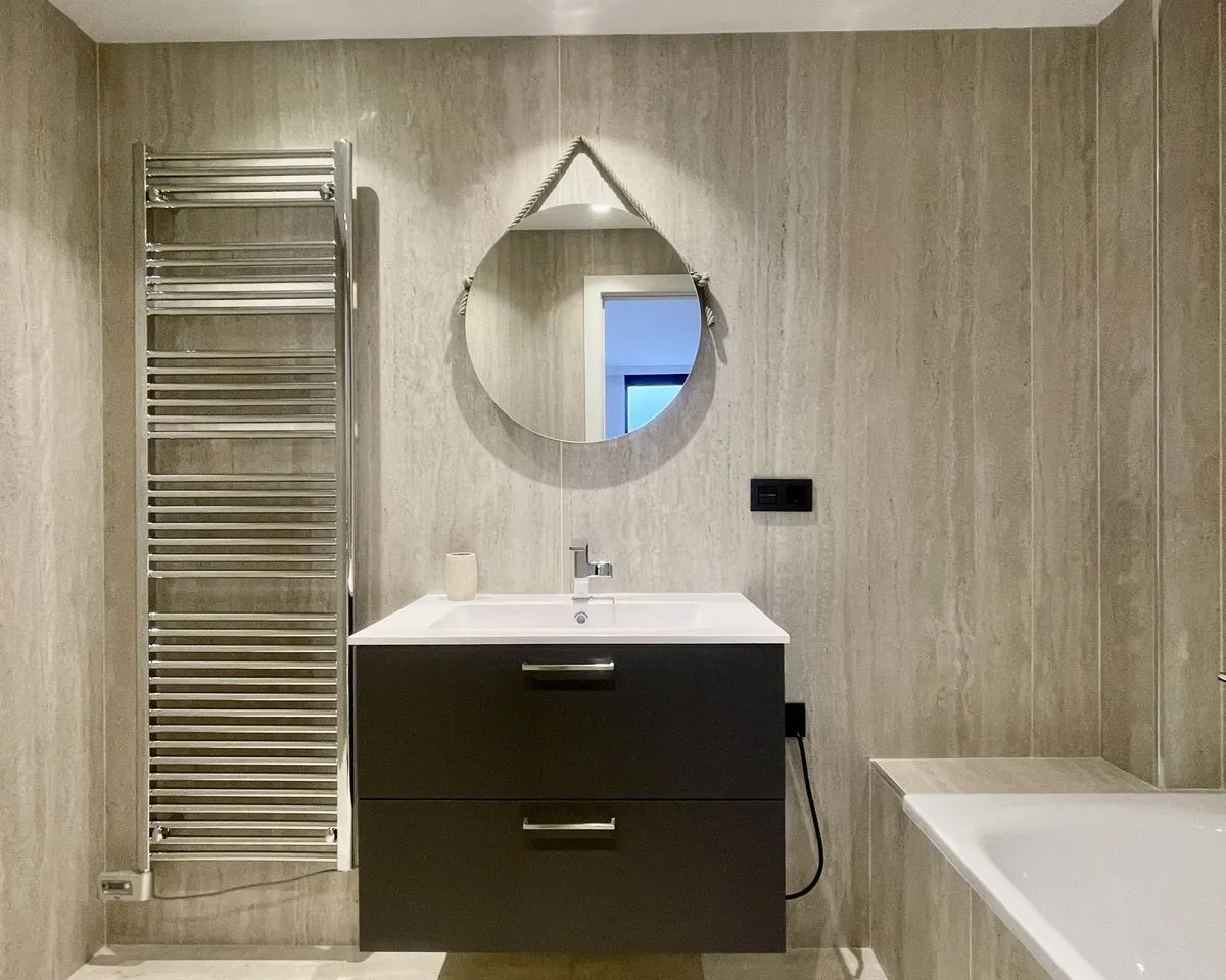 0c15d681-3840-4c96-9de3-02cabd858efd