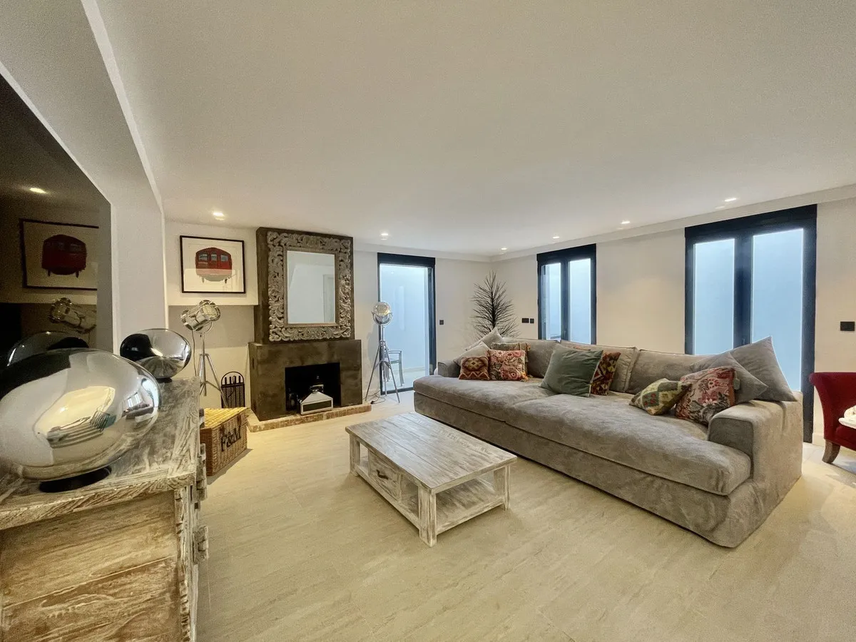 21188d74-6511-4e90-a6f0-ea56495cb166