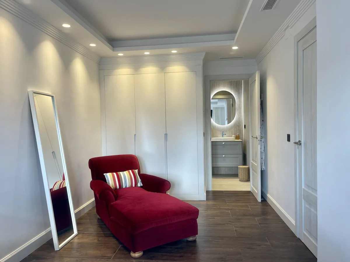 b01014a7-8fd5-446c-98e8-4980d97396ee