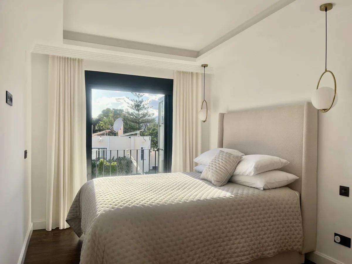 bd373dde-6908-4cb3-a73b-9a58c0d46f33