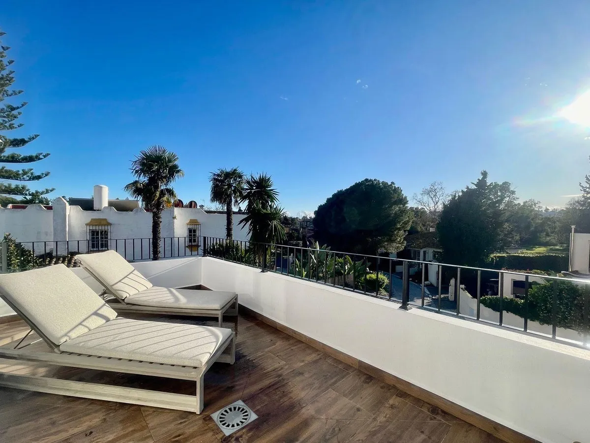 de6f1db7-79bd-46c9-8cc1-d6e85583b5b3