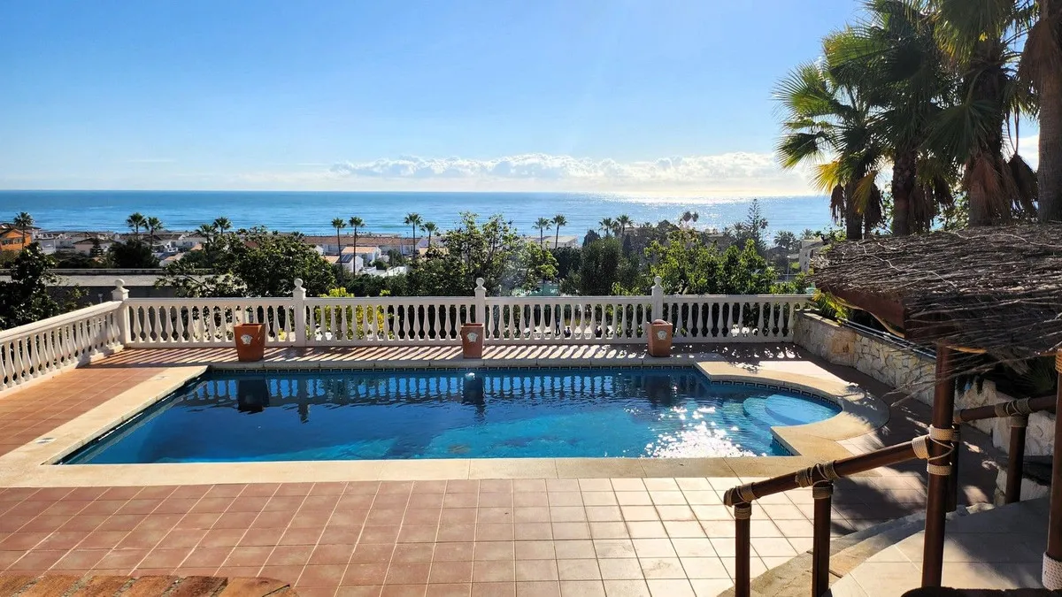 4a598891-83c7-42e1-87c2-0444ea348220