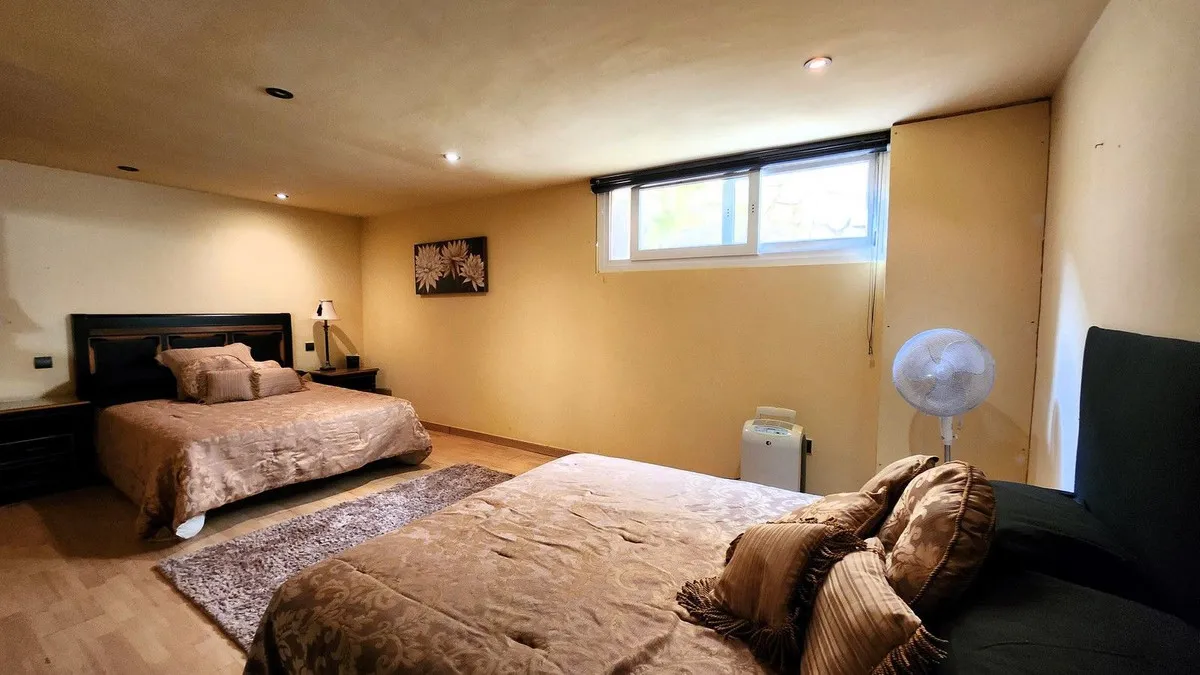 73bce2fd-a754-4d72-9a58-a2e3646406b3