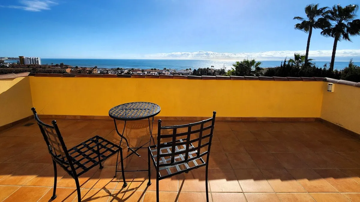 eb1544ce-2462-49b7-90a3-5aa9c728392a