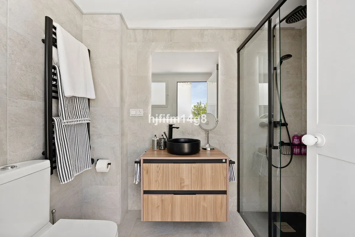 20ce9d59-fcbd-480d-91a7-12006a2e2cc2