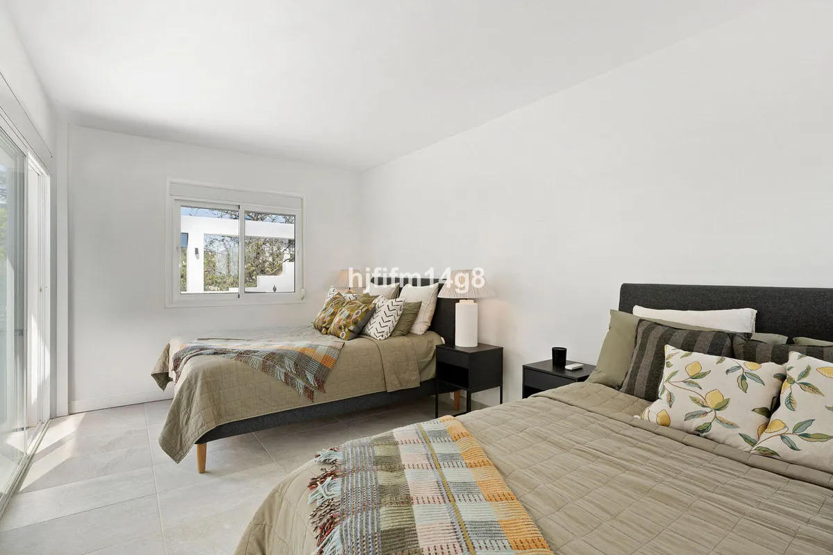 e404f8fc-591a-4712-a1e7-dfe738d1eaef