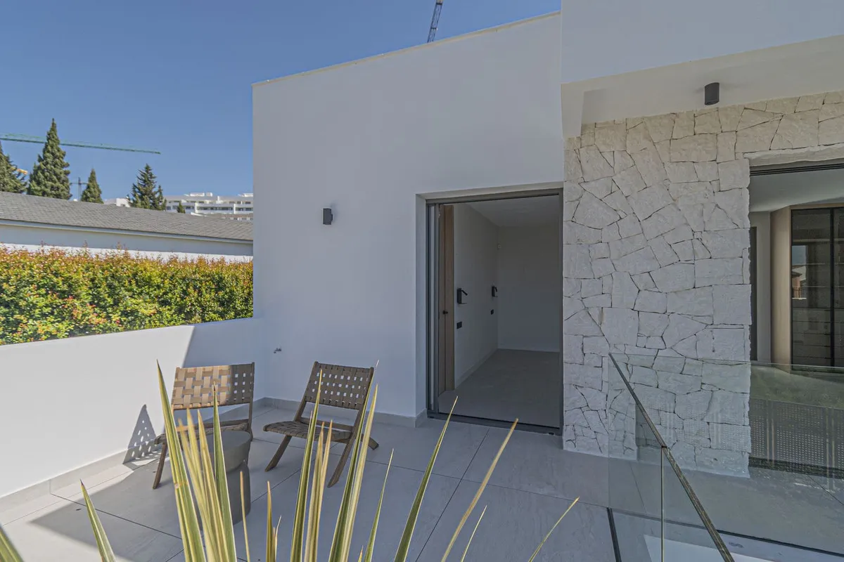 8dd9a26b-47d0-4c1f-981e-3dd4a1532495