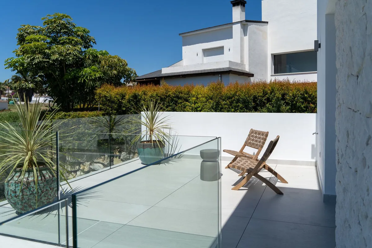 e1c6c5f2-f20e-4101-a4c3-cd6841ee81dc