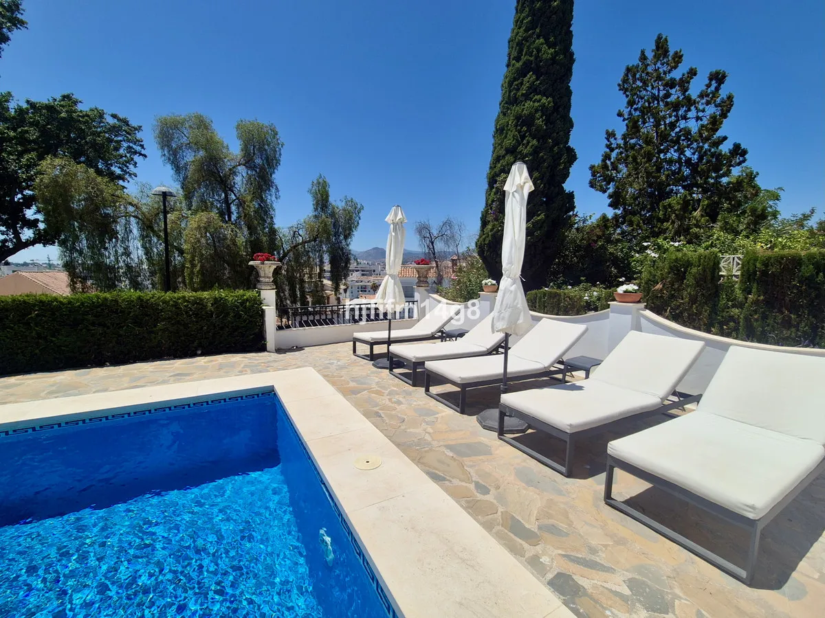 2c26d5fd-9ee8-4e04-b0dc-408758c89cc1