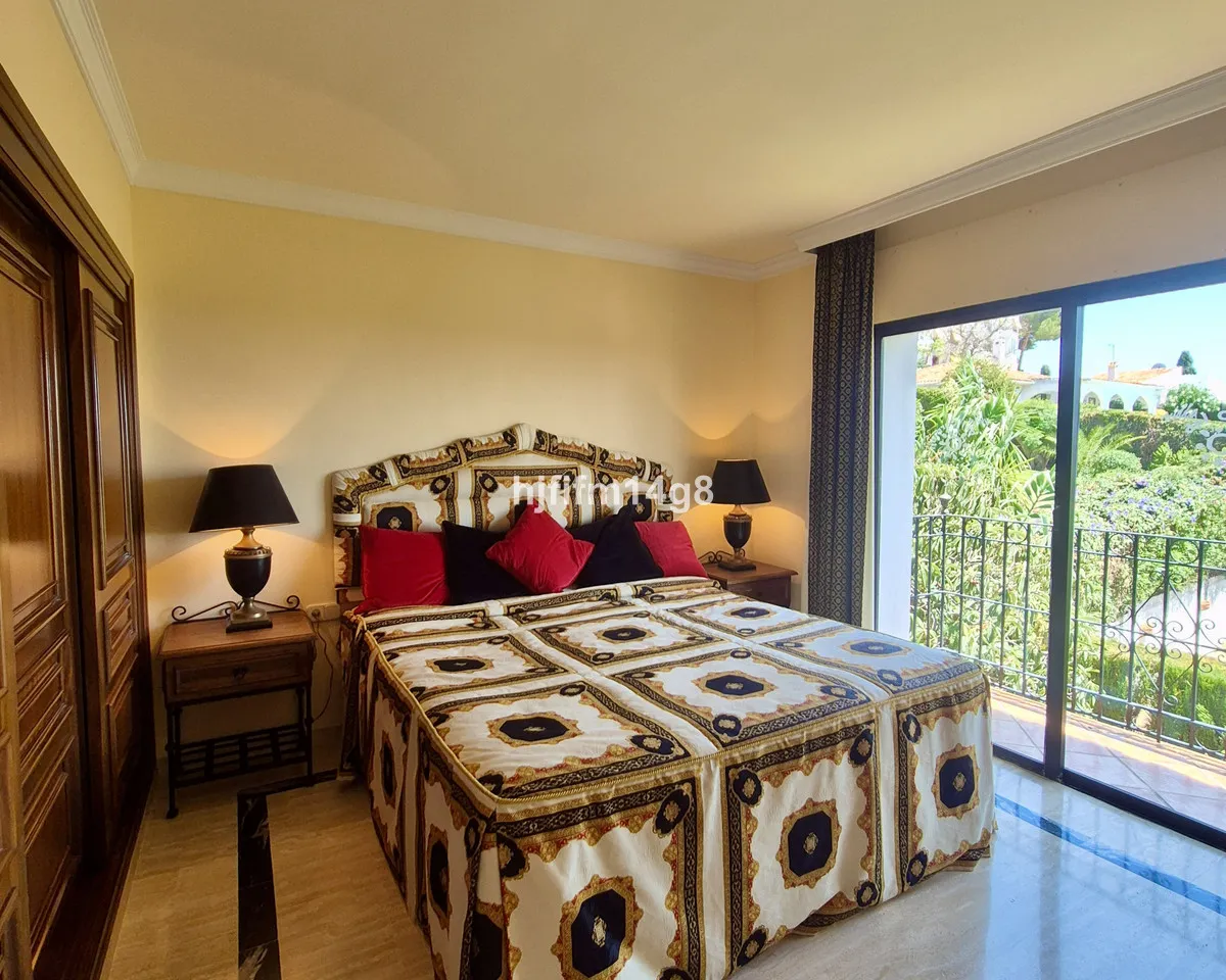 d344dbea-4869-4a60-8c96-8eb75ca8b0a3