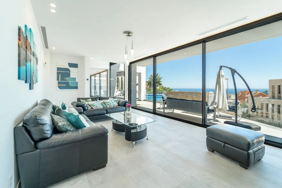 674016f0-fb3f-46b6-abf7-d15f6c5056fb