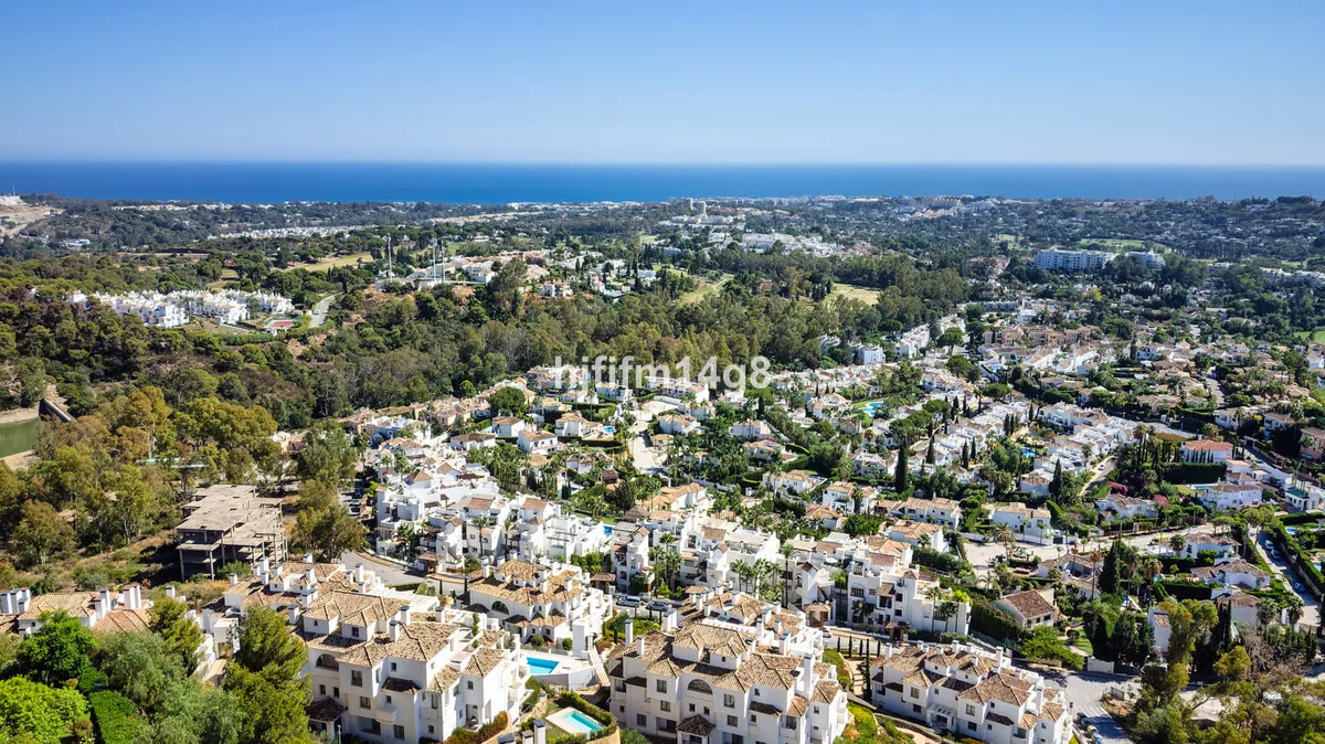 10b26679-c764-401f-ba67-7d72f891797a