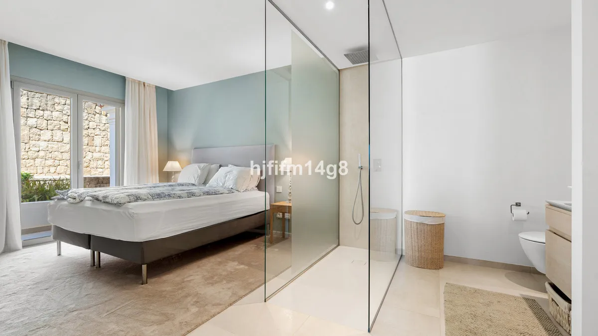 85d03a52-7de4-46bb-90b6-1e583dca89fa