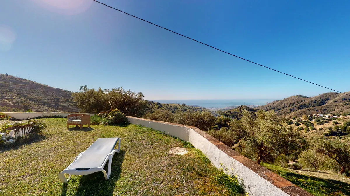 16d759db-504e-4aeb-815a-7ebdeacc43ea