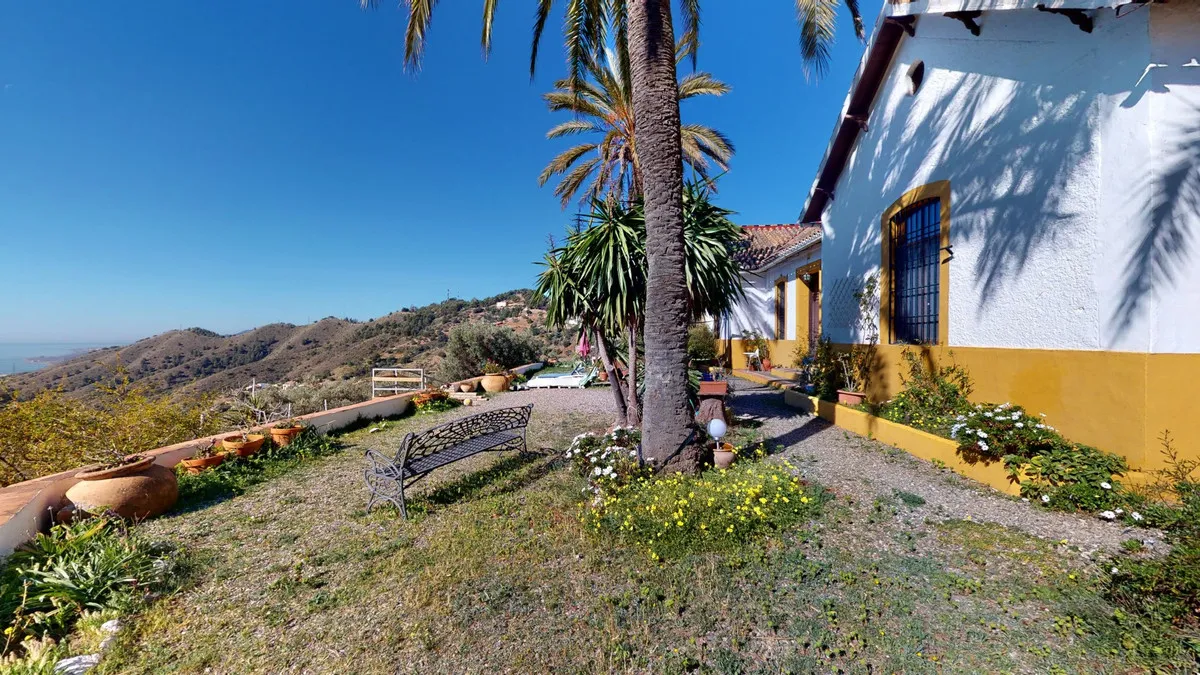 20681905-492b-423f-ac6e-bc4abdb0c947