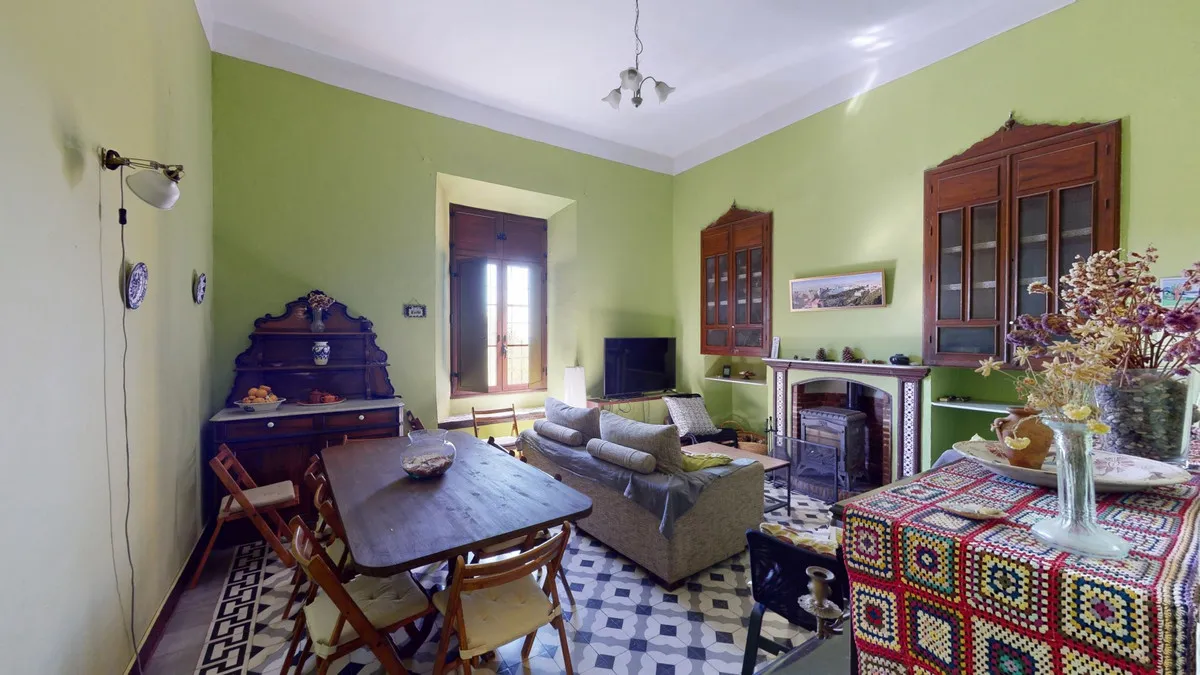 c6a2e22b-765f-4bb2-90ce-dbe223eb4fb2