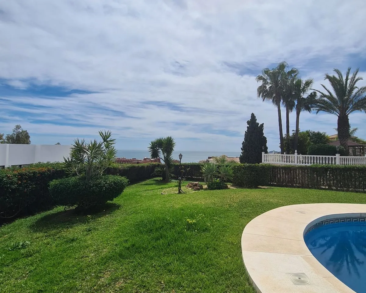 5af49774-e246-4b7c-baa0-750334de5ce0