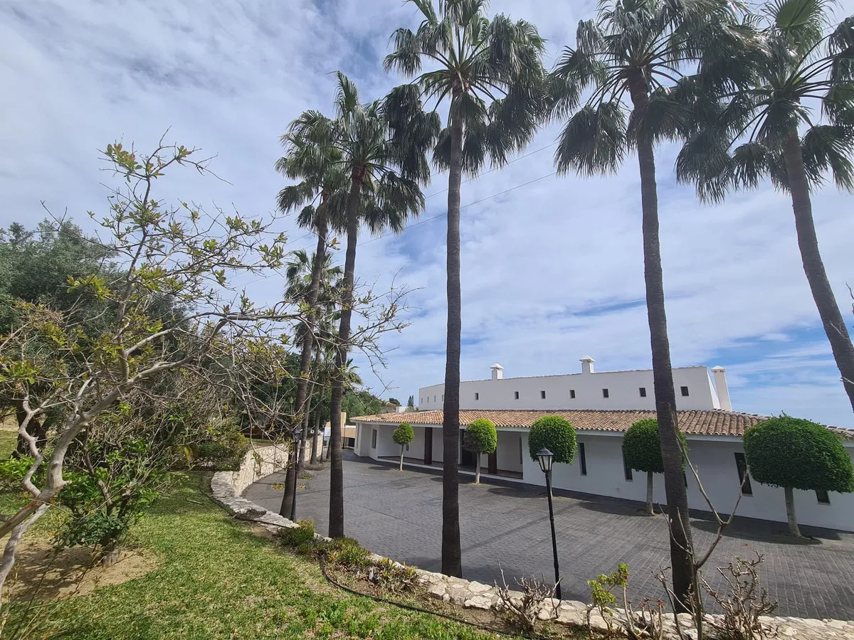 72a47cca-b40f-4a01-96f3-2e2028de9cda