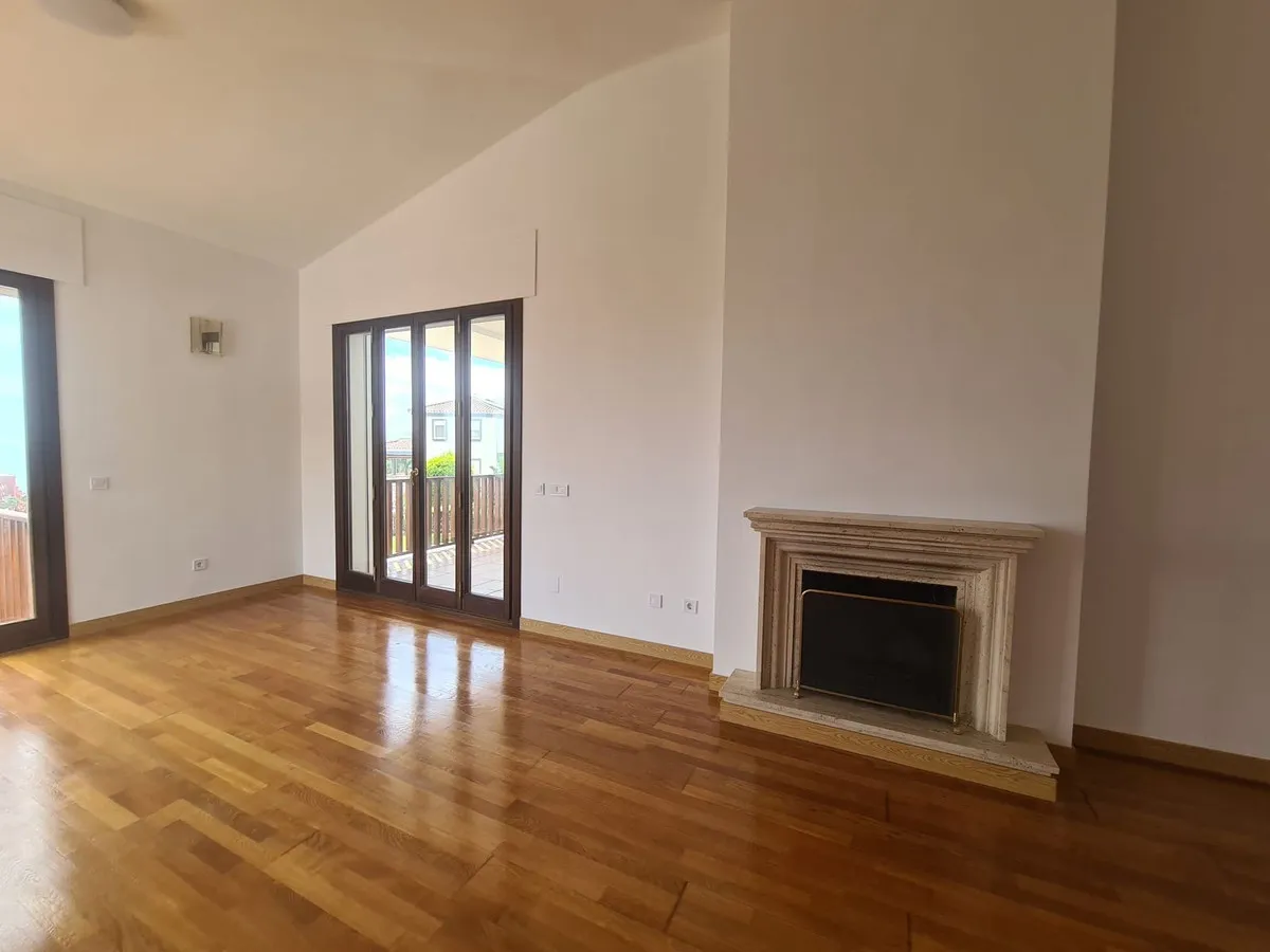 e42ef93c-f51d-4377-9e8f-4df101c1a517