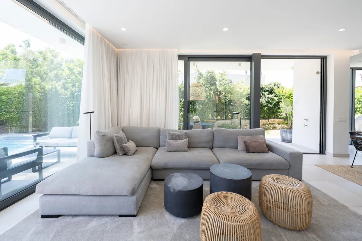 80df075b-8561-4442-9dfb-f697eb578547