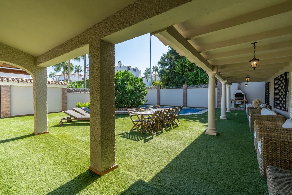 a8c6d524-5843-4a6e-939b-261ad5dc5a77