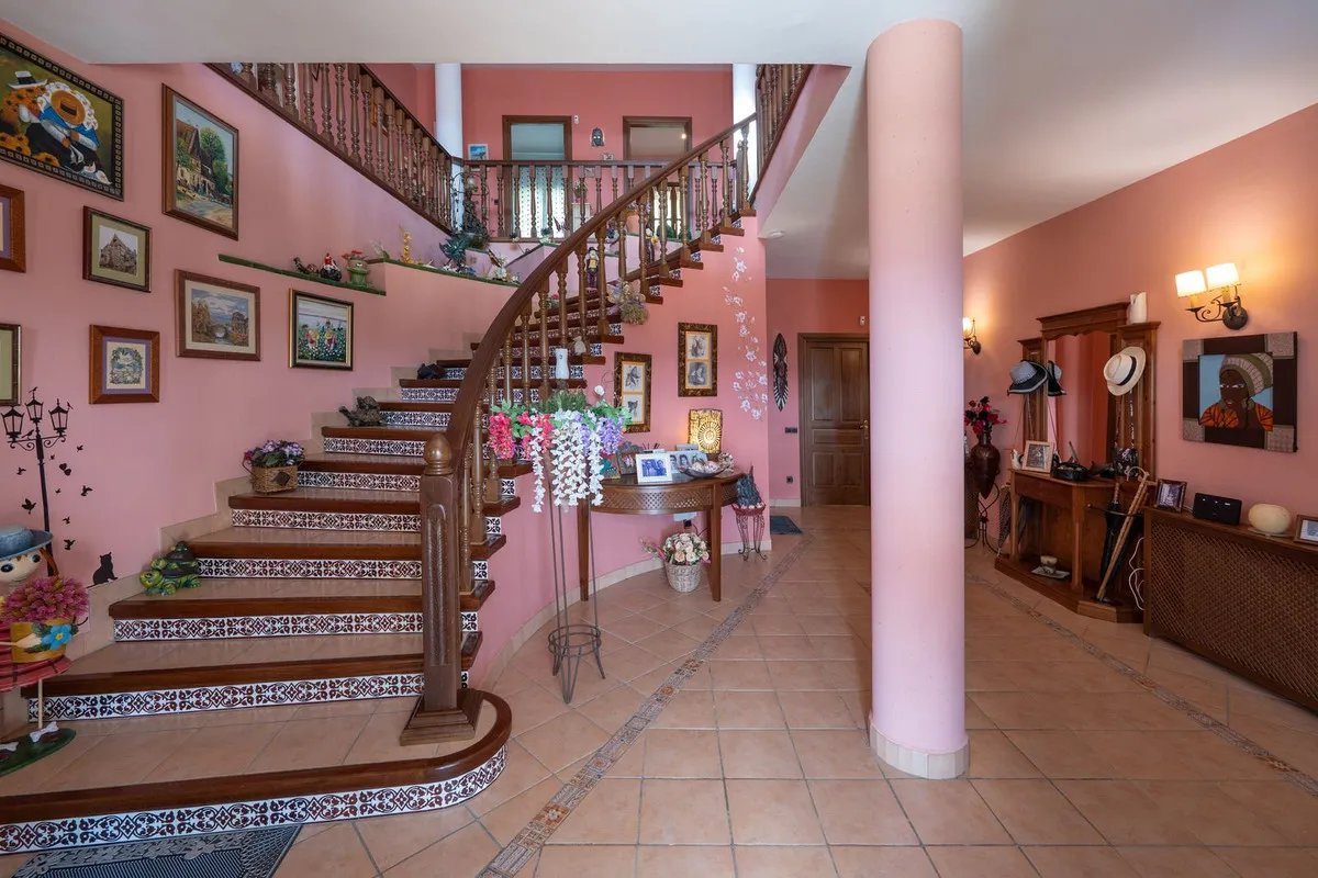 124cf313-950c-4785-a853-66b6e85d96b3