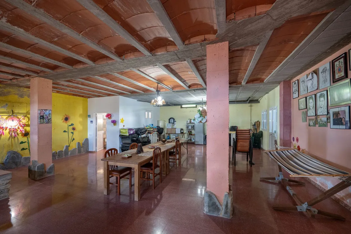 91c61944-b4a2-4e11-8f15-c9479544428e