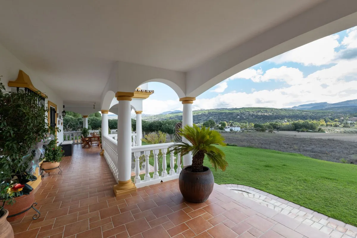 b52860b1-fbf2-4d51-aac0-450b3fcb47bd