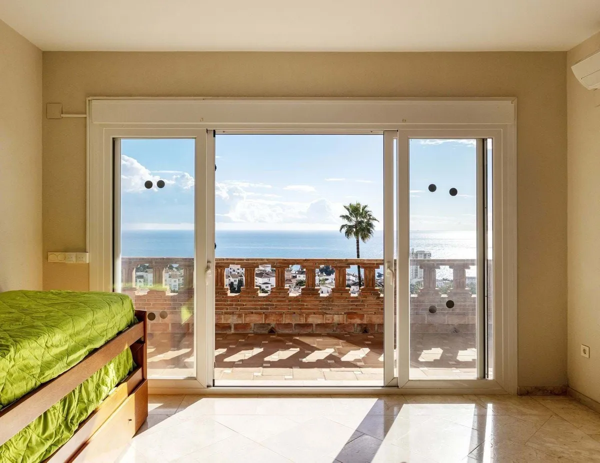 76521c9a-bcee-47e6-9c49-b610eb143d8b