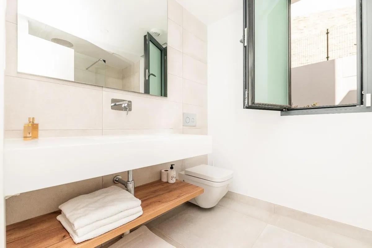 3433561b-bcf0-473d-9e61-a4decb87abd6