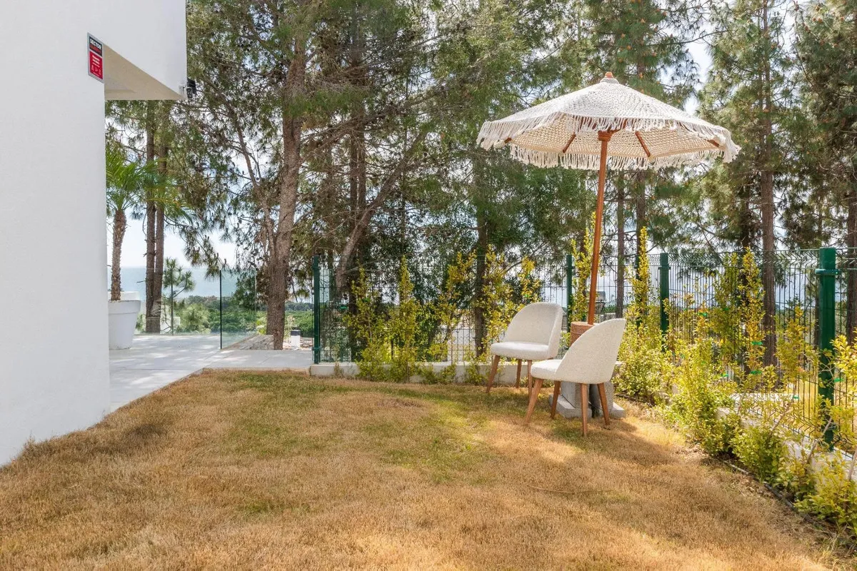 6f57603f-4c27-4768-b175-d353405bf66d