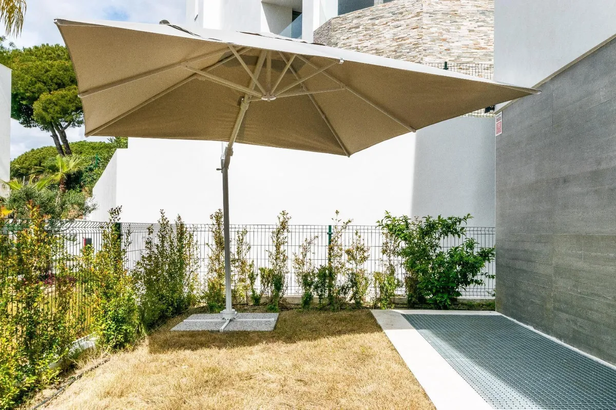 70b8f91d-bec9-49a4-a09b-4aac04c2f726