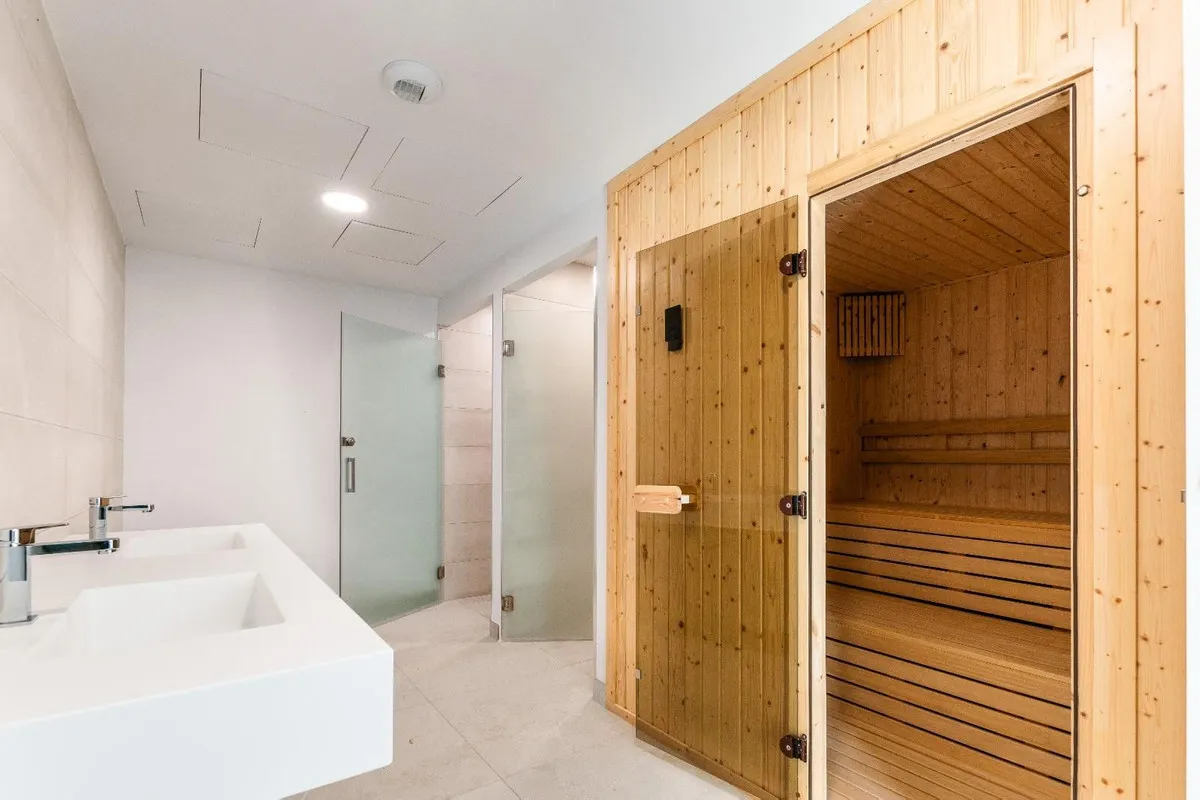 8d9ae221-9e70-4f40-a886-38b5de474d42