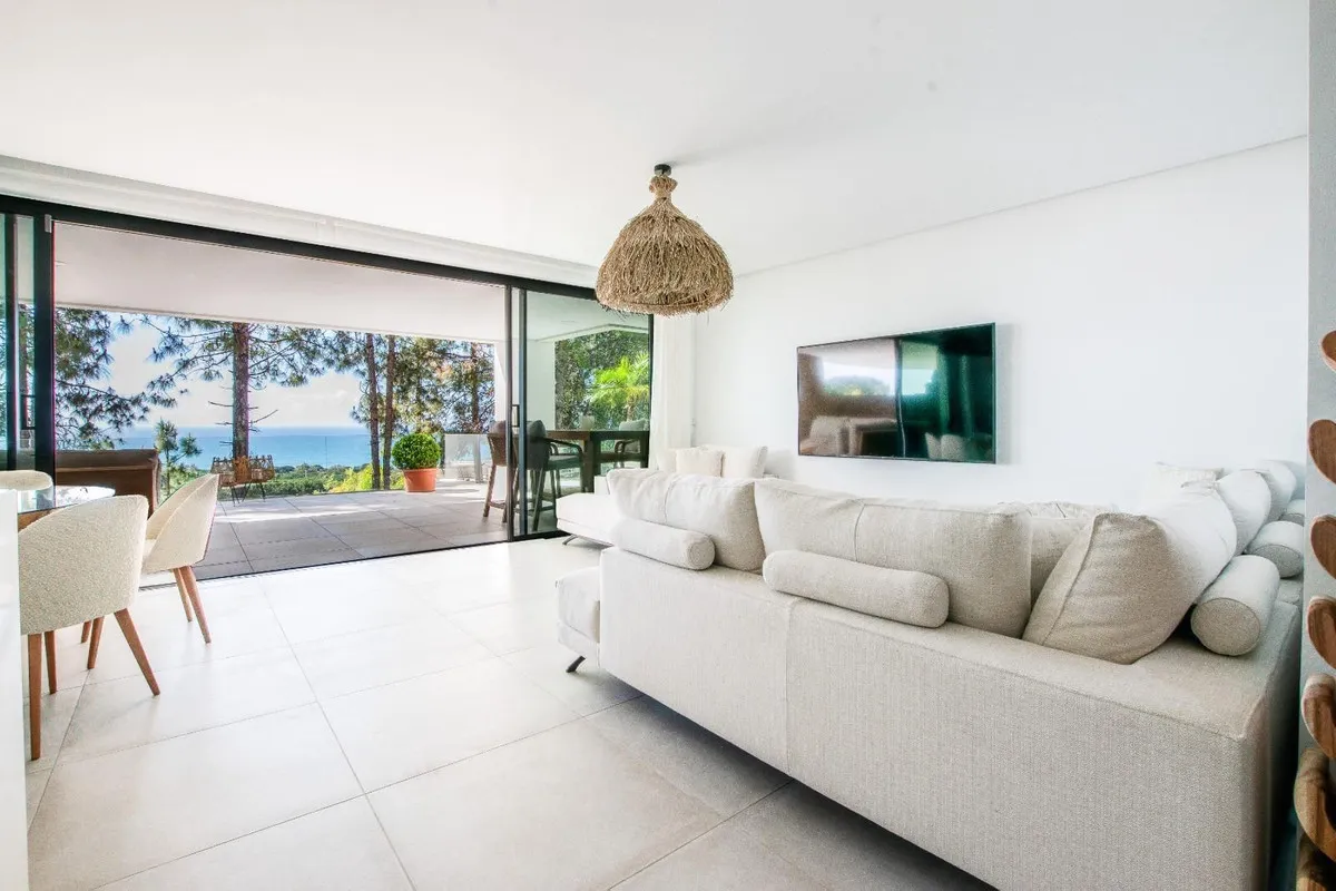 9e0647ec-598c-498f-b81e-bb9c9a189d93