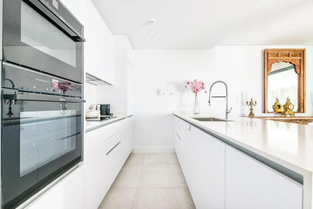 e6e748fc-d7c1-46a8-9c1b-8a0e6133eb01