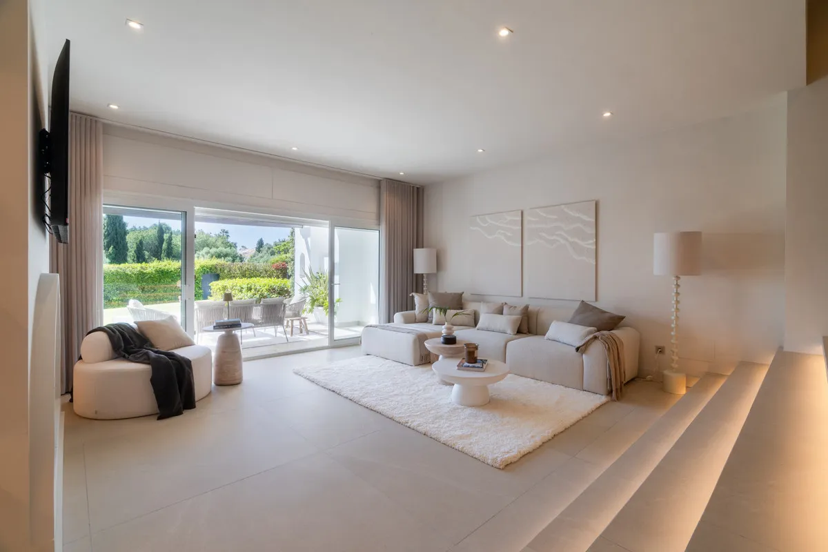 33bc9974-d0d1-46d1-82d7-d02146728b46