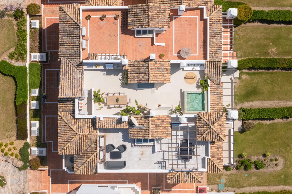 6a1d6563-1aee-4555-ba29-0b5bcc851094