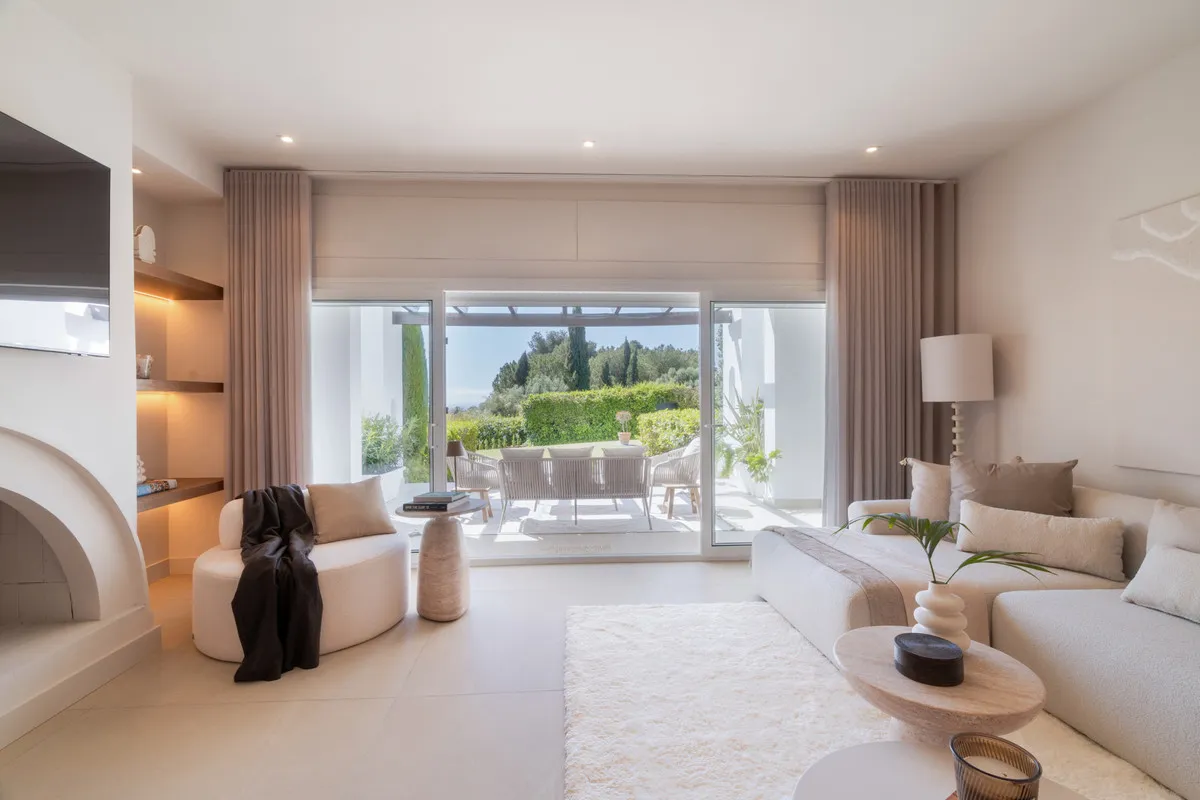 6ee827f6-06eb-4f56-8a4f-4719024efb6d