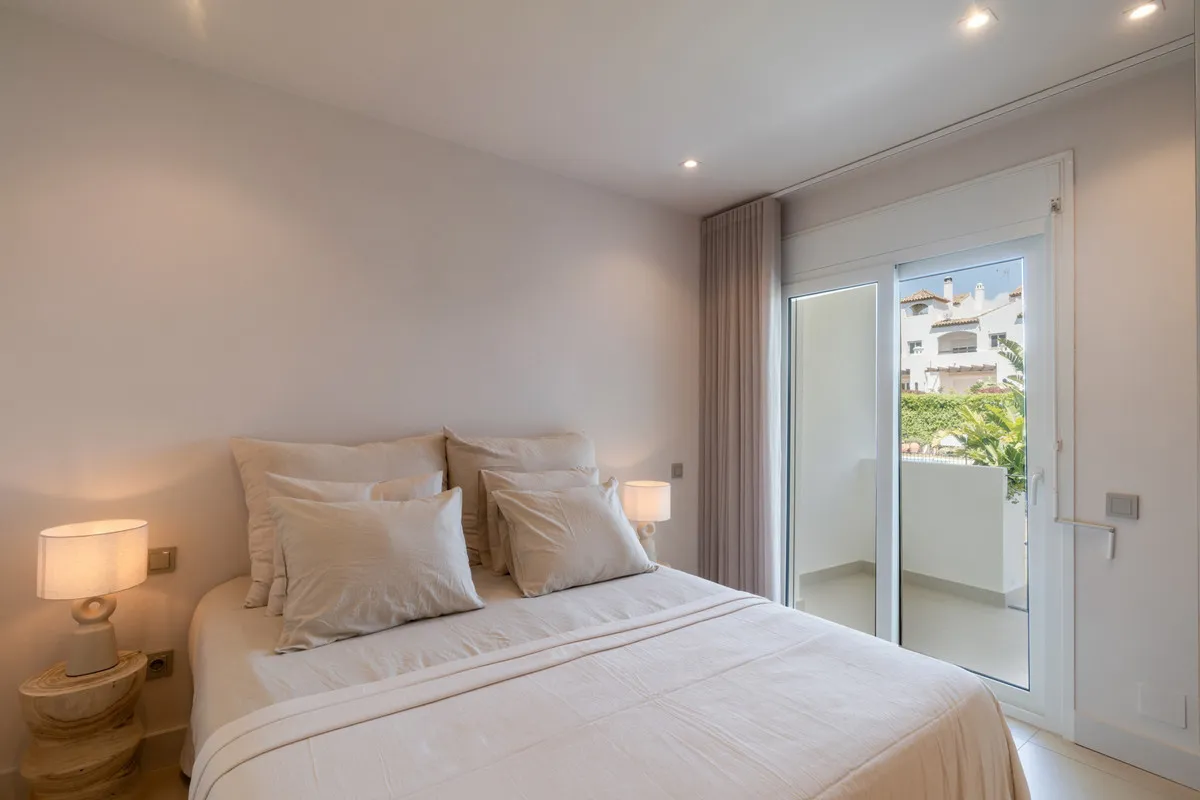 9700206b-fe57-42f6-8813-a638c0330777