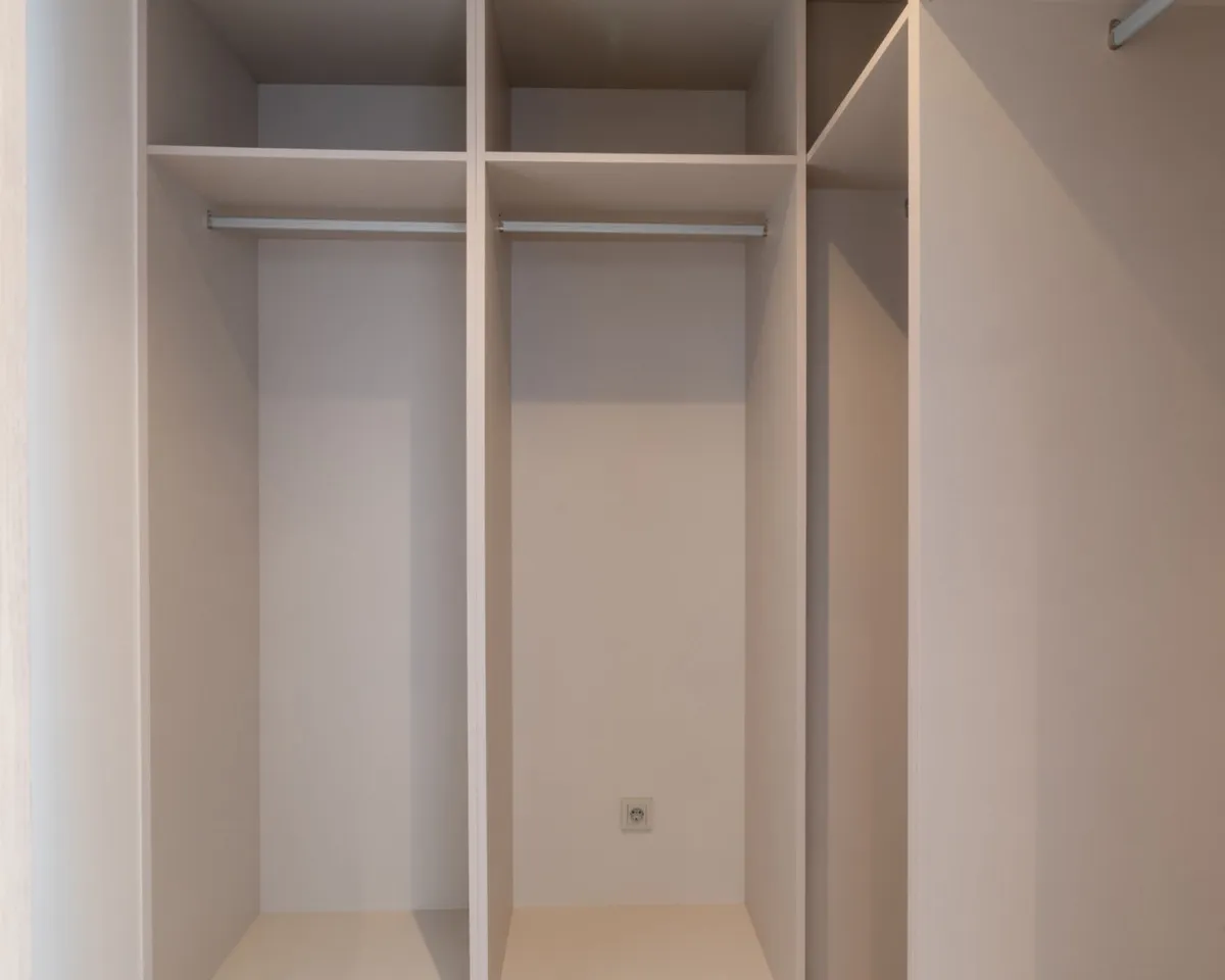 9c7bc384-168a-4f40-8341-d4938d976ef9