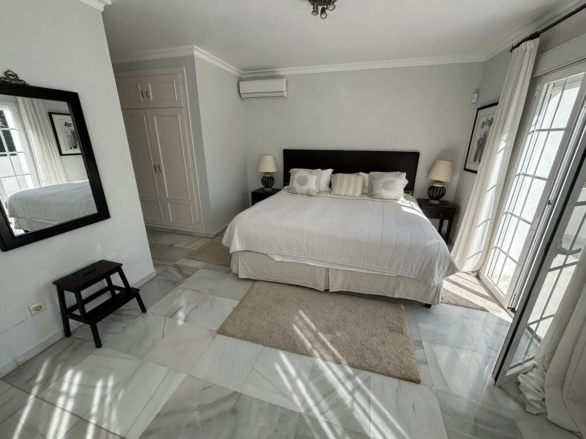 35ec199f-6c4a-4b6f-806e-0f428ce57b01