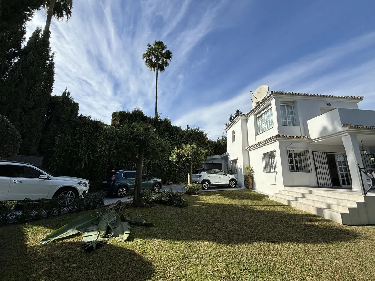 3863ba9d-ba9e-42b1-b8a5-bac1a522a16a