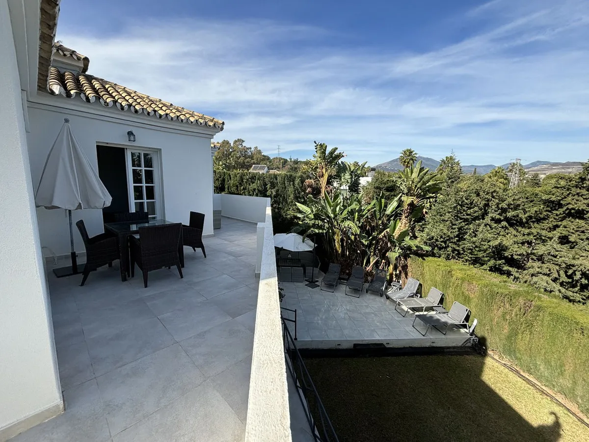 6b754ff1-9e57-40f5-be2b-247b60d33ab6