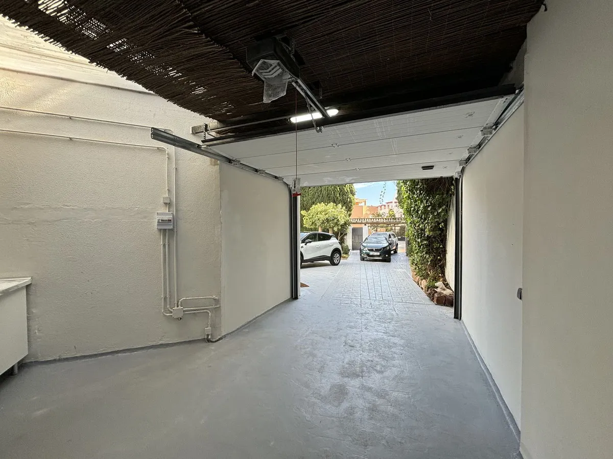 6dbf5892-a067-42c2-9590-57e2835c00c1