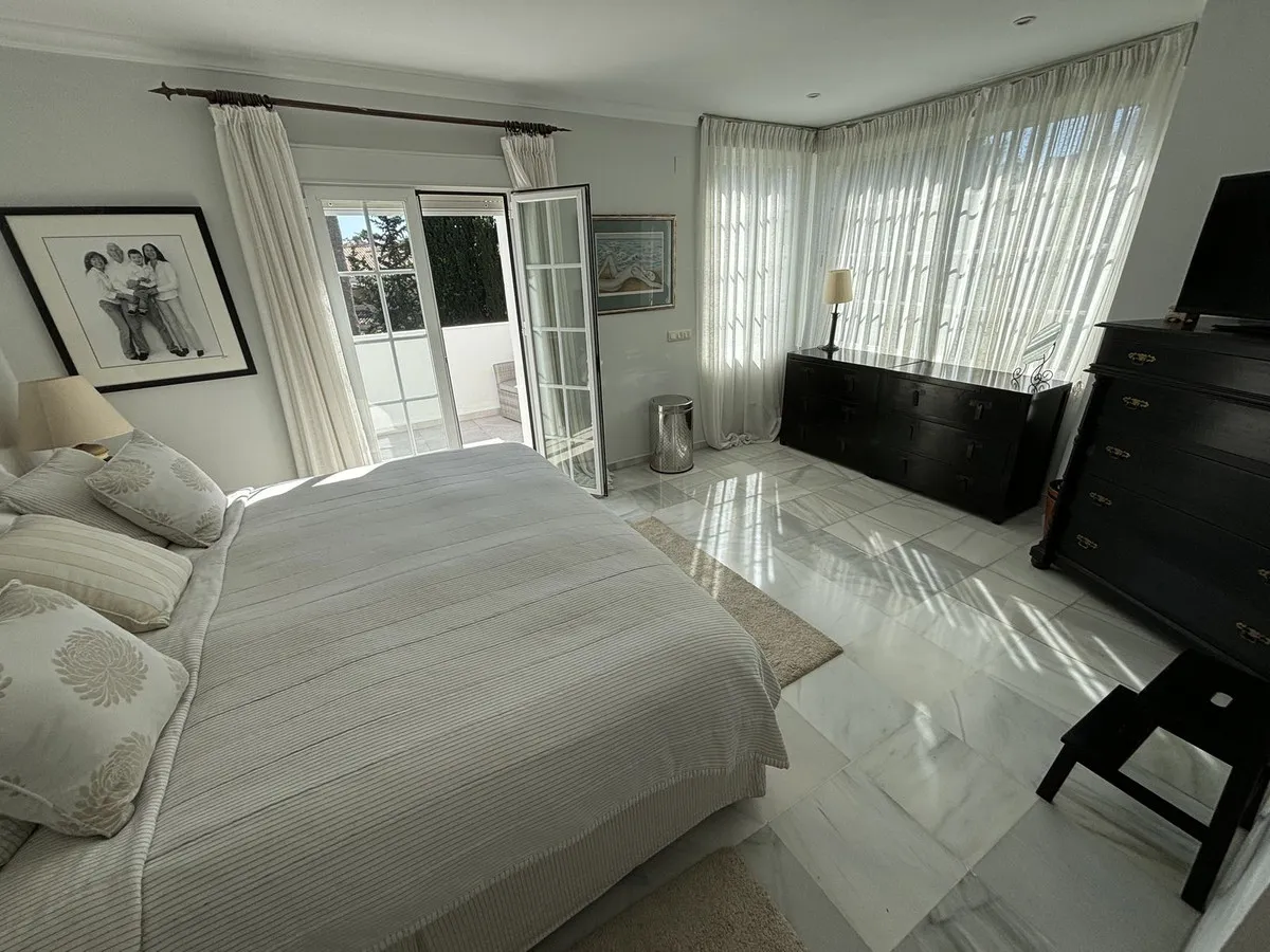 811a6942-f8d0-45a8-8573-abac27ffcb05