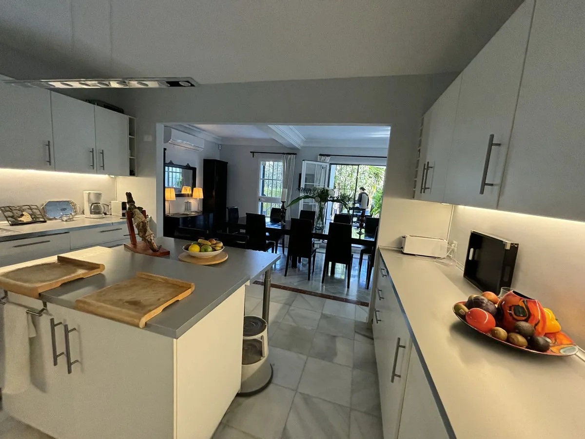 82e83863-2312-40ca-91ef-9f889a8a1a1d