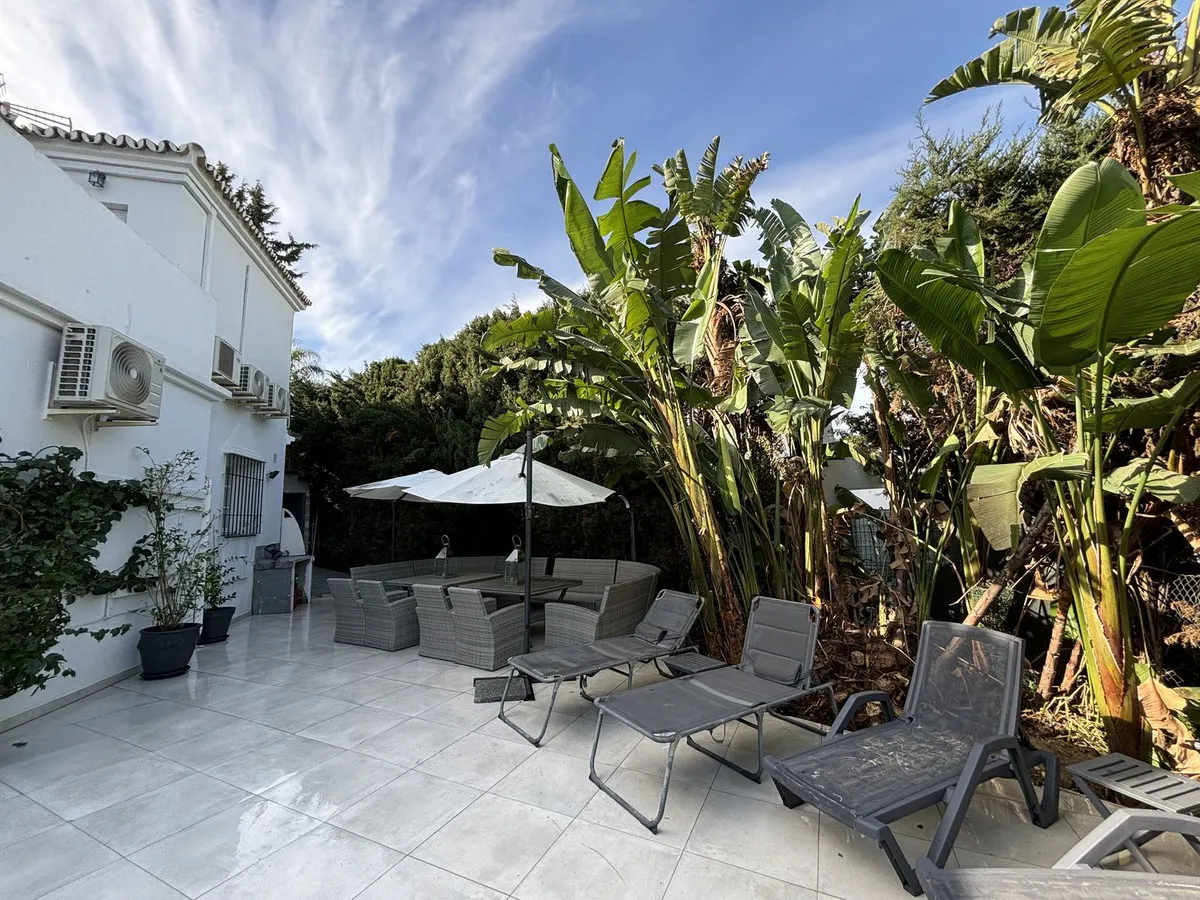 99f98a0c-17c3-4a64-ad88-eac0e1c21cf9