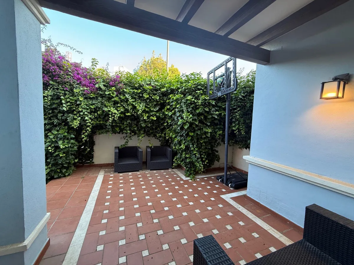 68e67e5d-2072-440f-b331-1e641ac7e316